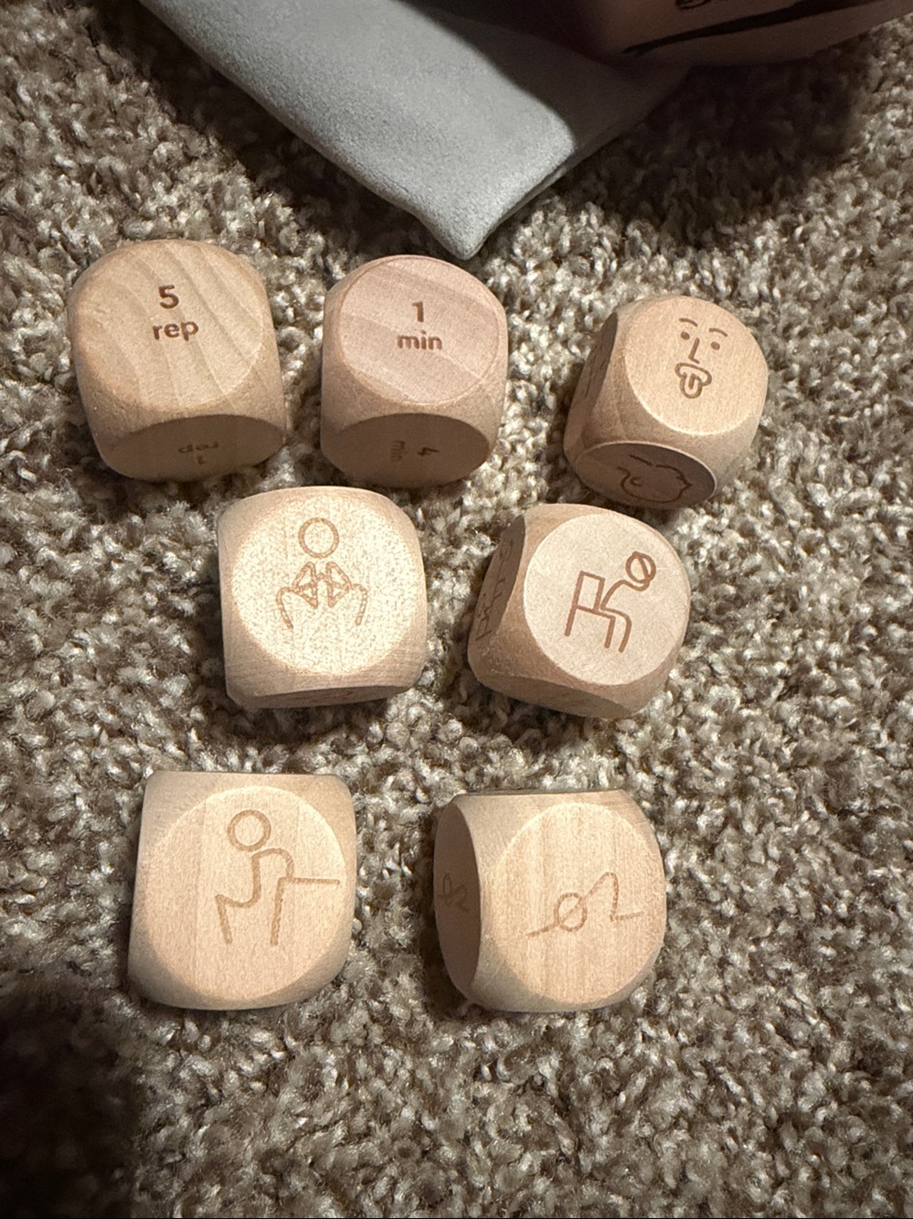 Fun Yoga “Dice” Set - Picture 2 of 7
